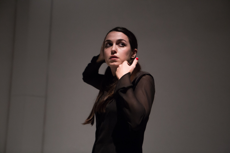 Ειρήνη Φαναριώτη: Η ενασχόλησή μου με το θέατρο ξεκίνησε ξαφνικά και ασυνείδητα. Ήταν εξάλλου για αρκετό χρονικό διάστημα κάτι που έκρυβα από τους γονείς μου