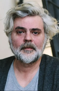Νίκος Καραθάνος