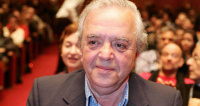 Σταύρος Τσιώλης