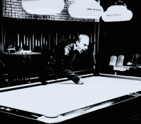Michalis Kaliotsos ΡΟΥΑ ΜΑΤ του Γιώργου Κλεάνθους 
site specific παράσταση στο μπιλιαρδαδικο Roi Mat 
(Άγιος)
2024