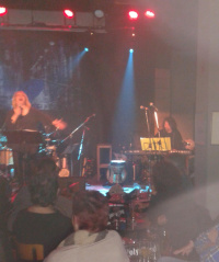 Φίλιππος Περιστέρης ΗΟLYWOOD STAGE, ΜΟΥΣΙΚΗ ΠΑΡΑΣΤΑΣΗ ΜΕ ΦΩΤΕΙΝΗ ΣΑΒΒΑΤΙΑΝΟΥ
