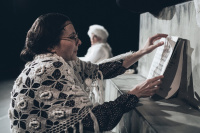 Έλενα Αρβανίτη Ζωή μετά Χαμηλών Πτήσεων
Αρκάς
Σκηνοθεσία: Δημήτρης Αγοράς
Θέατρο Vault, Σημείο