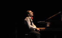 Λα Πουπέ (2012)