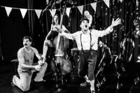 TOURING TROUPE (2022)