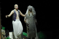 Βάκχες (2008)