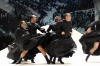 Οκτώ γυναίκες (2008)