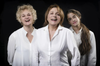 Μαρία Κεχαγιόγλου - Τρεις ψηλές γυναίκες, 2017 (θέατρο)