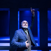 Hamlet (2017)