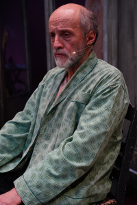 Η αυλή των θαυμάτων (2022)