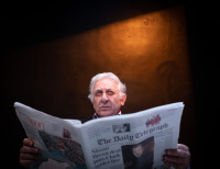 Η φαλακρή τραγουδίστρια (2019)