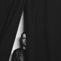Εθεάθην μισός (2018)