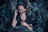 Η επίκληση της γοητείας (2018)