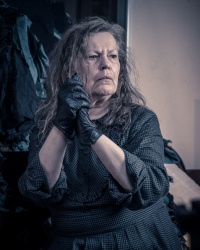 Η επίκληση της γοητείας (2018)