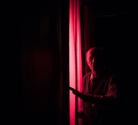Μάνος Βακούσης - Ο αμπιγιέρ, 2017 (θέατρο)