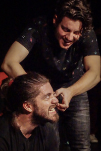 Αυτό είναι το Improv Theater (2021)