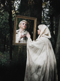 Into the woods (2020)