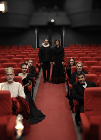 Ο καιρός των χρυσανθέμων (2018)