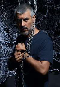 Κάποιος να με προσέχει (2024)