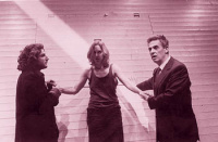 Αμαλία Μουτούση - Καθαροί πια, 2001 (θέατρο)