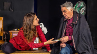 Θεοδόσης Πελεγρίνης - Μην πυροβολείς τα σπουργίτια, 2020 (θέατρο)