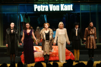 Άντζελα Μπρούσκου - Τα πικρά δάκρυα της Πέτρα φον Καντ, 2014 (θέατρο)