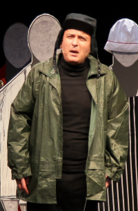 Γιώργος Γαλίτης - Τα ραδίκια ανάποδα, 2017 (θέατρο)