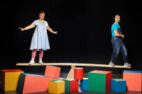 The Acrobats (2022)