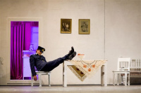 Το τρίτο στεφάνι (2009)