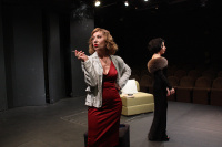 Μίνα Αδαμάκη - Τσούχτρες, 2016 (θέατρο)