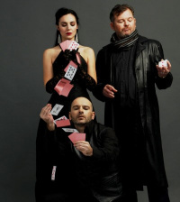 Blind trust (2016)