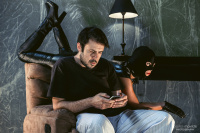 Shut up or Manolis Karelis's Lost Slipper (2015)
