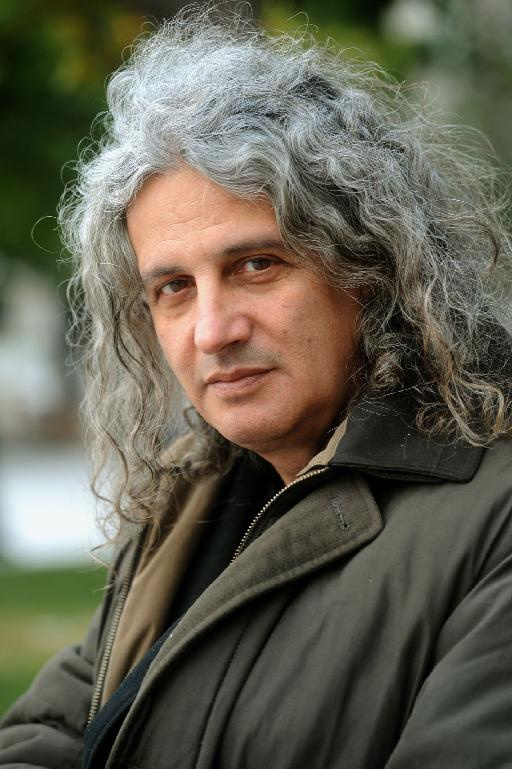 dimos-avdeliodis-lFmFeK-800x_.jpg (512×769)