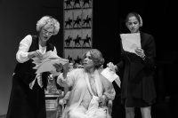 Μπέττυ Αρβανίτη - Τρεις ψηλές γυναίκες, 2017 (θέατρο)