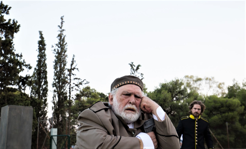 Κώστας Καζάκος