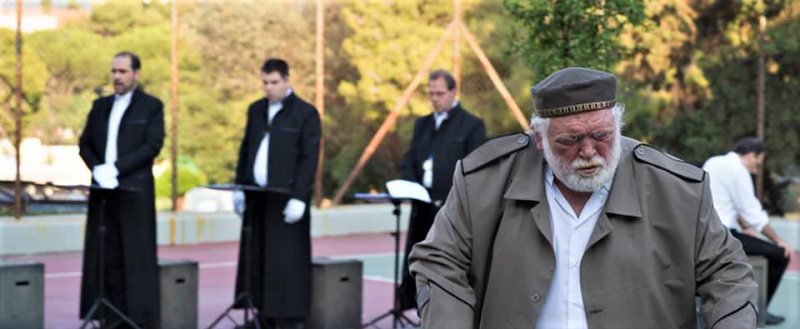 Κώστας Καζάκος