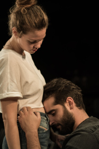 Κωνσταντίνος Μπιμπής - Οι κάτω απ’ τ’ αστέρια, 2018 (θέατρο)